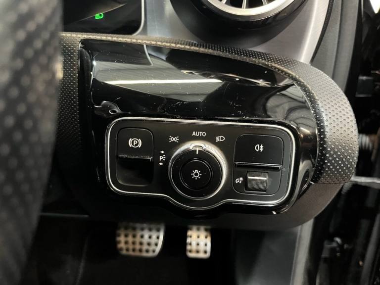 2018 Mercedes-Benz A-Class 1.3 A200 AMG Line (Premium) Hatchback 5dr Petrol 7G-DCT Euro 6 (s/s) (...