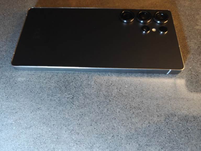 Samsung s25 ultra 256gb grade a can take part ex 