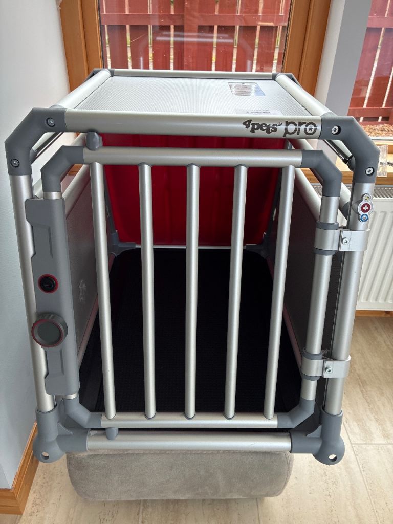 4pets PRO, TÜV-approved dog cage, size 1