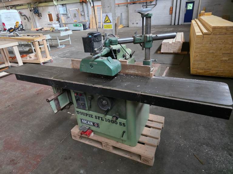 Spindle moulder