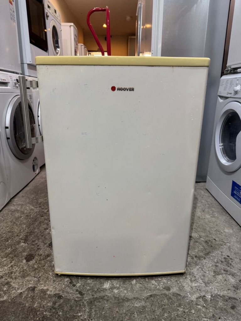 Hoover White Colour Under Counter Fridge Freezer With Free Delivery 🚚 