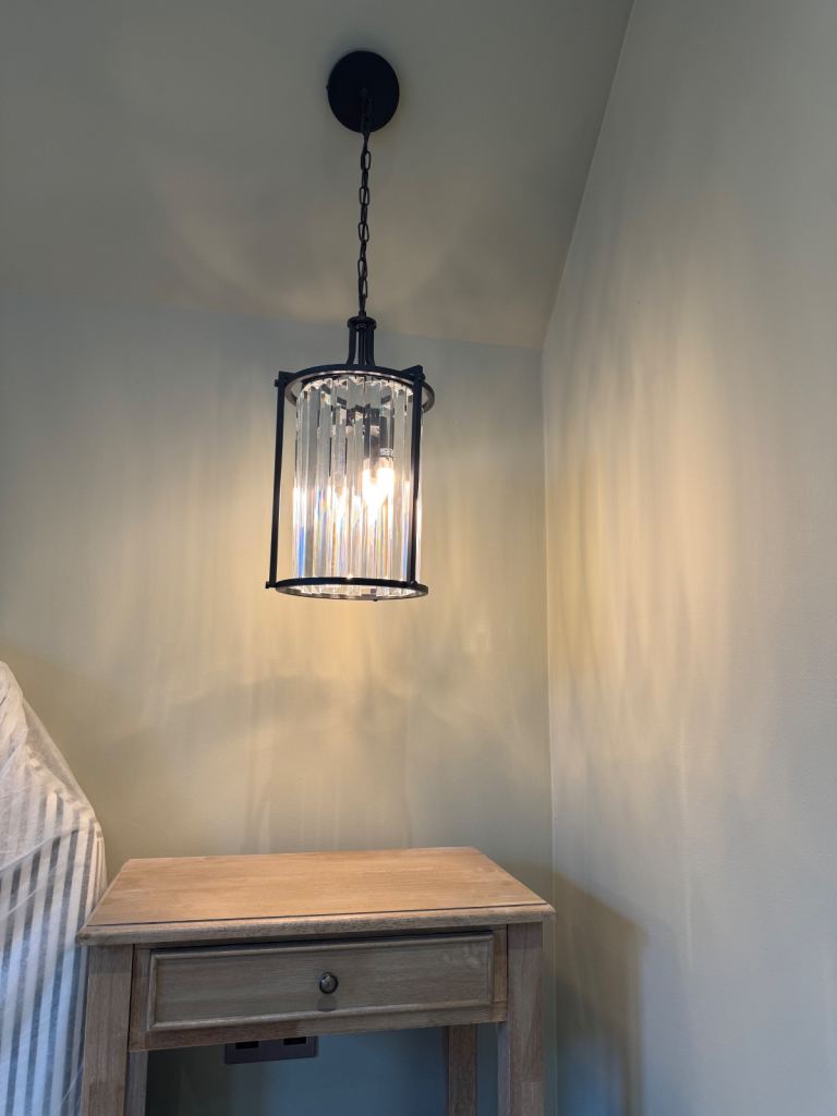 2x Hanging Pendant Lights
