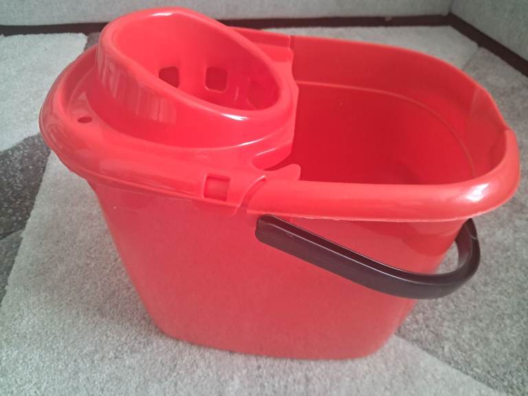 Optima Deluxe Socket Mop Bucket Colour Coded 12Ltr In stock