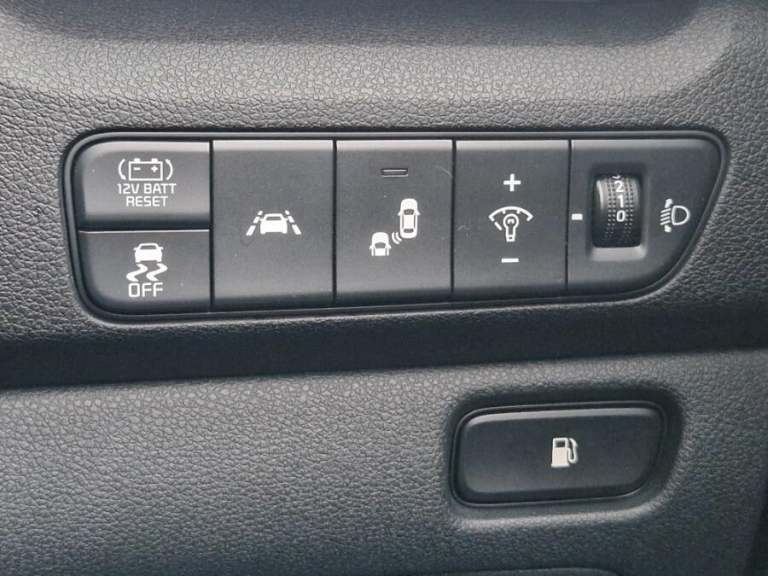 2022 Kia Niro 1.6 Gdi 4 Suv 5dr Petrol Hybrid Dct Euro 6 (s/s) (139 Bhp) ESTATE Petrol/Electric H...