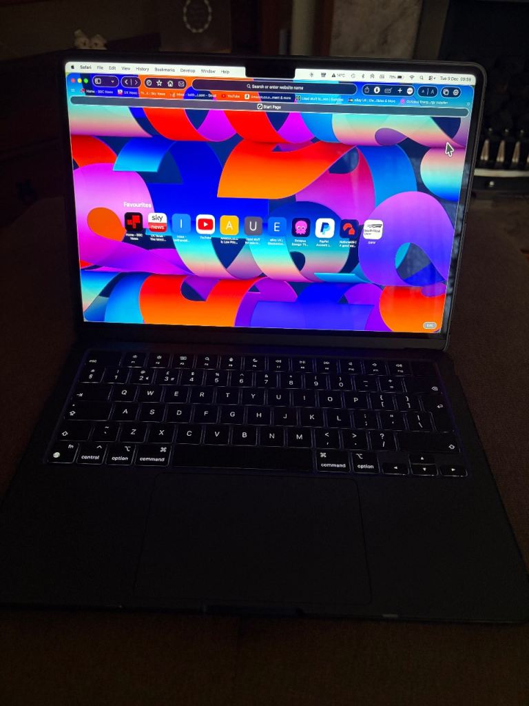 image for Apple MacBook Air 13 inch M3 Immaculate condition