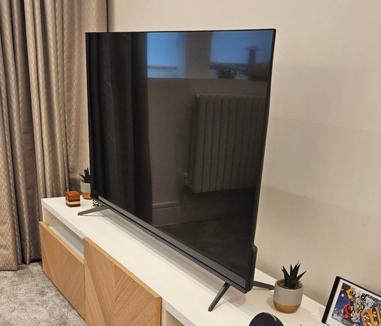 TV - TCL 50 ' inches - UHD 4K 