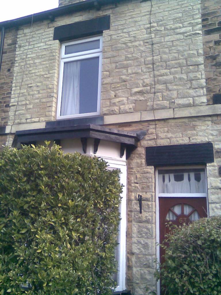 NICE DOUBLE ROOM TO LET IN SHARED HOUSE ON SOUGHT AFTER RD IN CROOKES S10 NOW! £450 PCM