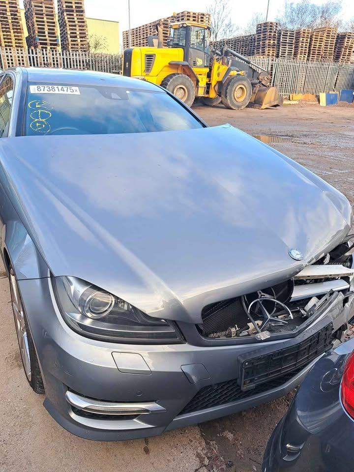  MERCEDES BENZ C CLASS C220 CDI AMG SPORT C204 DISMANTLING PARTS SUSPENSION WING DOOR MIRROR