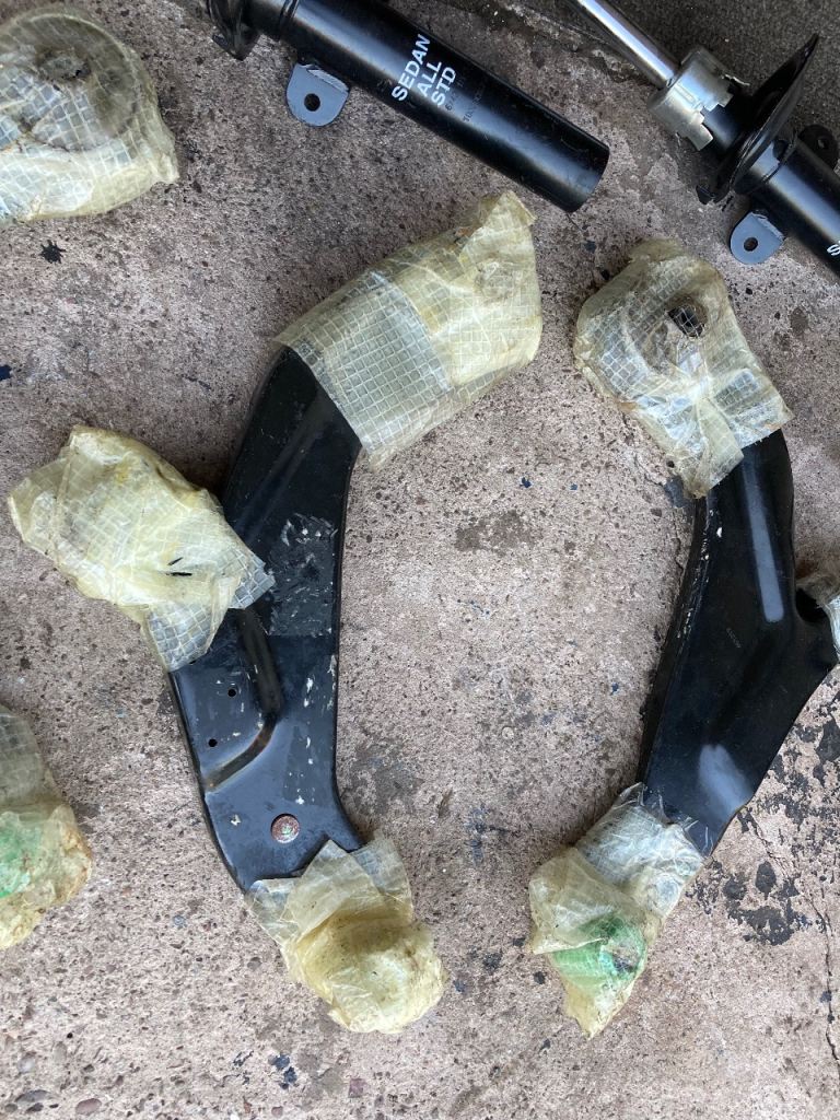 Genuine  jaguar x type front lower suspension arms 