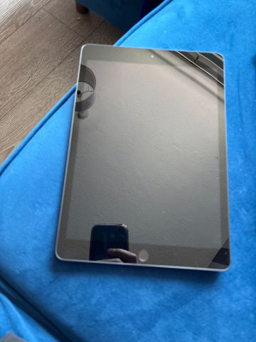 Apple iPad Air 2 Tablet - Good Condition Silver | in Cumbernauld