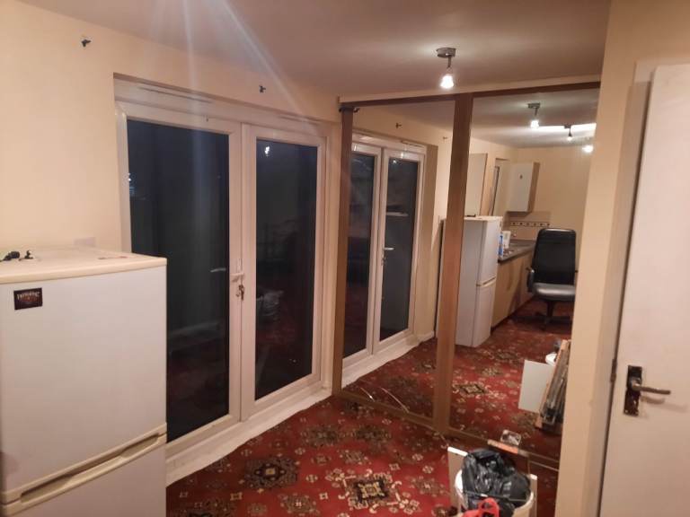 Spacious studio flat 