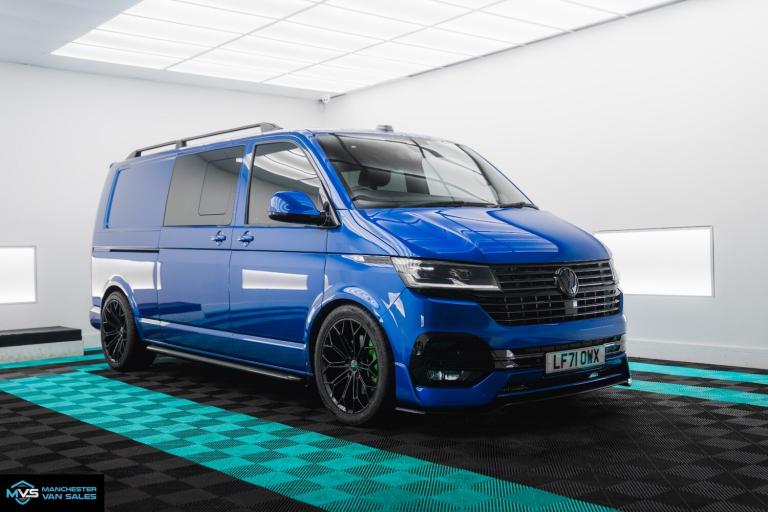 2021 Volkswagen Transporter 2.0 BiTDI T32 LV SPORTS EDITION LWB 204bhp DSG AUTO - HIGH SPEC Crew ...