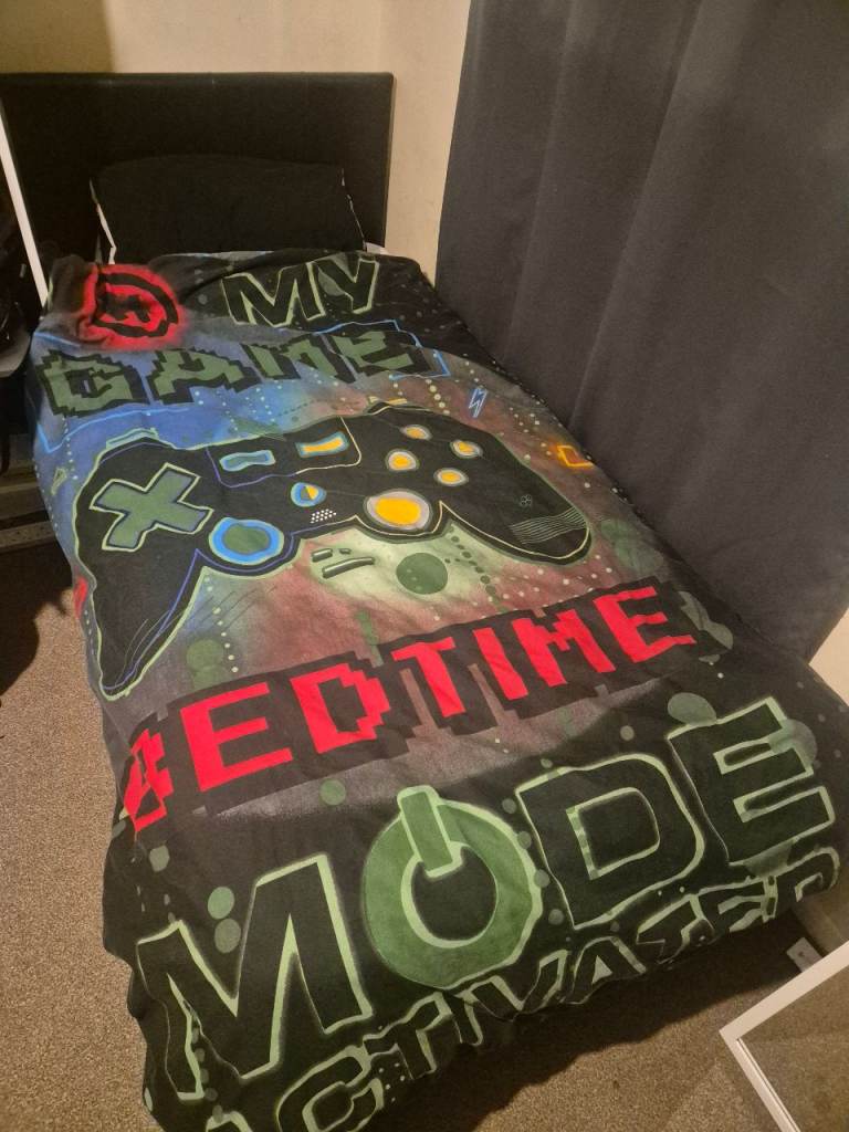 image for Single Bed w/Storage space