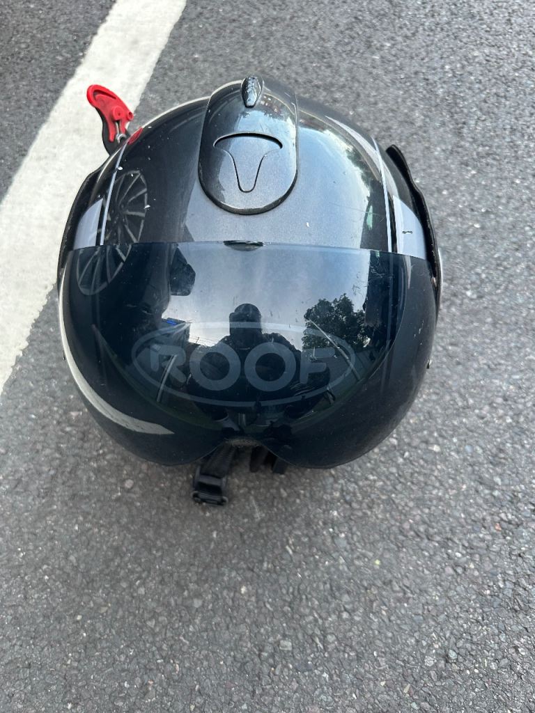Roof Medium Grey retractable Motorbike helmet 