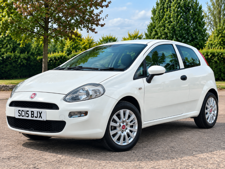 Fiat, PUNTO, Hatchback, 2015, Manual, 1242 (cc), 3 doors