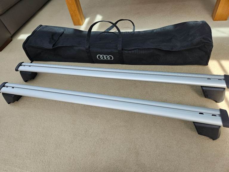 Audi Q5 Roof Bars (Unused, like new)