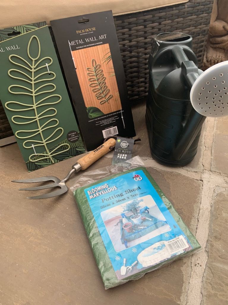 Brand new garden items