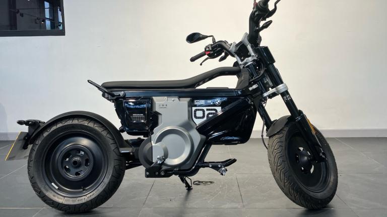 2026 BMW CE CE 02 (24MY) SCOOTER ELECTRIC Manual