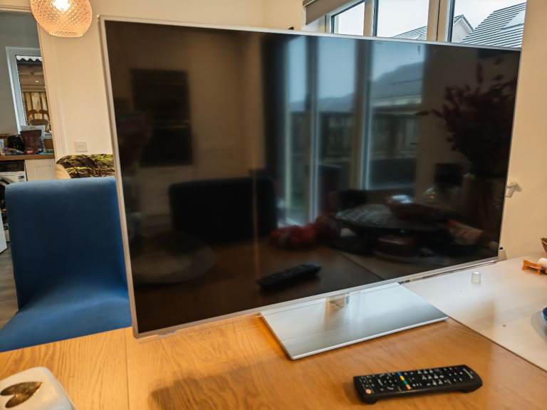 Great 42' Panasonic Full HD Viera Smart TV