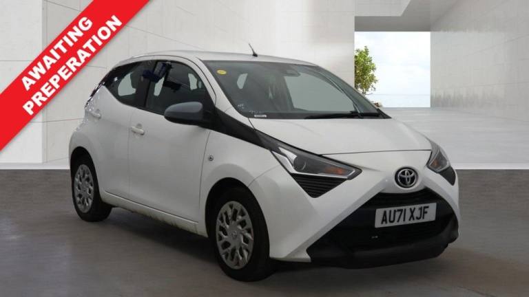 2021 Toyota AYGO 1.0 VVT-i X-Play TSS 5dr HATCHBACK PETROL Manual
