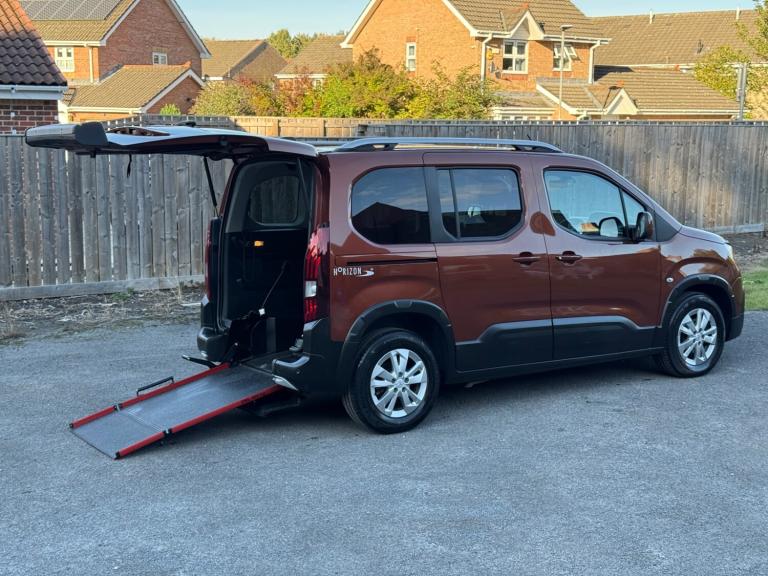 2020 PEUGEOT RIFTER ALLURE 1.5 DIESEL WHEELCHAIR ACCESSIBLE VEHICLE (WAV) (ULEZ)