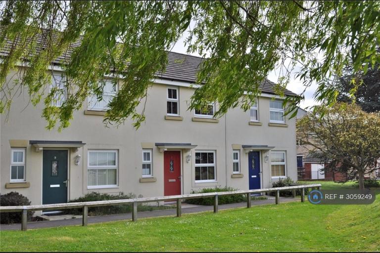 3 bedroom house in Wayte Street, Swindon, SN2 (3 bed) (#3059249)
