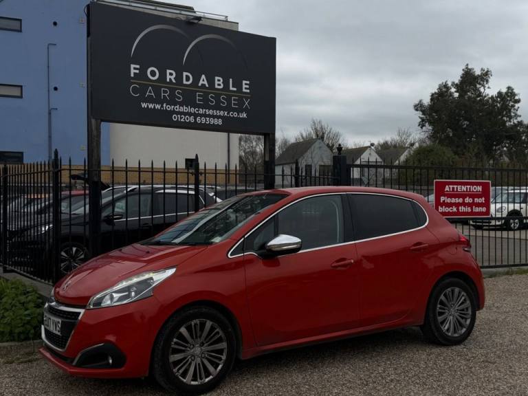 2017 Peugeot 208 1.2 PureTech 82 Allure 5dr HATCHBACK PETROL Manual