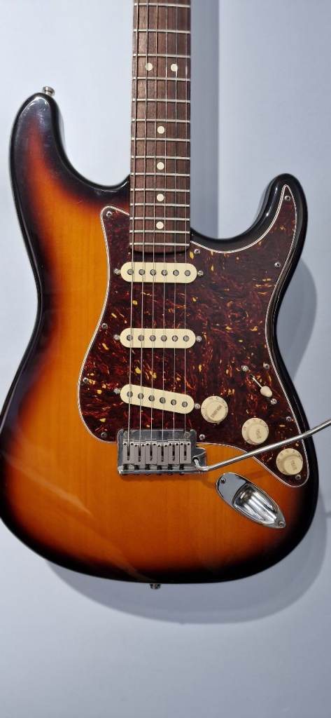 Fender 1998 American Standard stratocaster  with Fender Custom shop fat 50s pickups