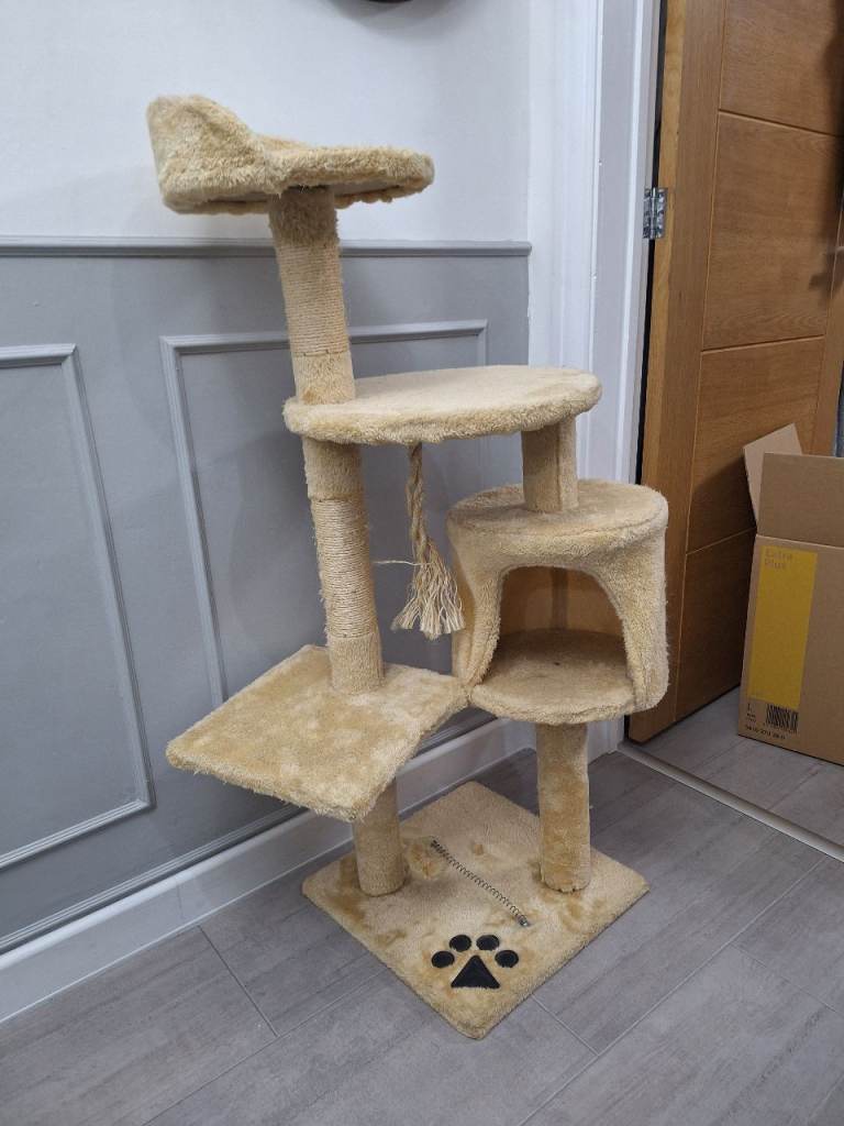 Cat tree tower scratch post