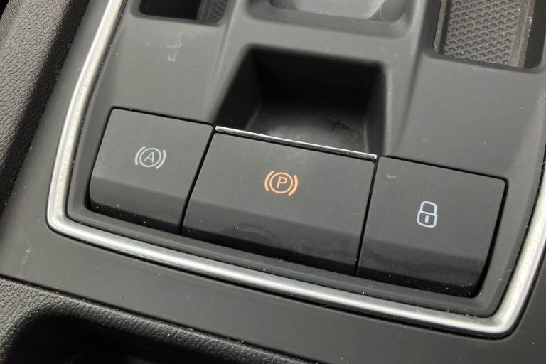 2021 SEAT Leon 1.5 eTSI 150 FR 5dr DSG Estate PETROL Automatic