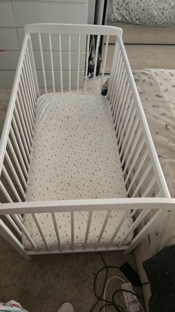 White Wooden Baby Cot Bed – Good Condition