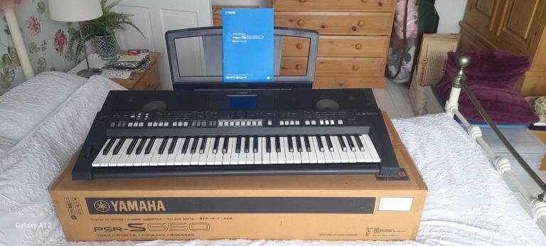 Yamaha PSR-S650