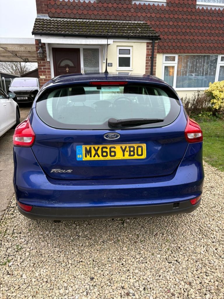 Ford focus titanium 2016 blue diesel 