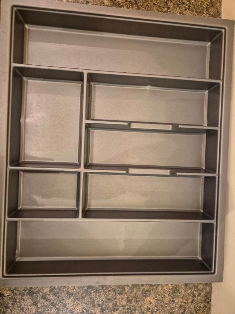 Grey Kitchen Drawer Organiser / Cutlery Tray – Excellent Condition