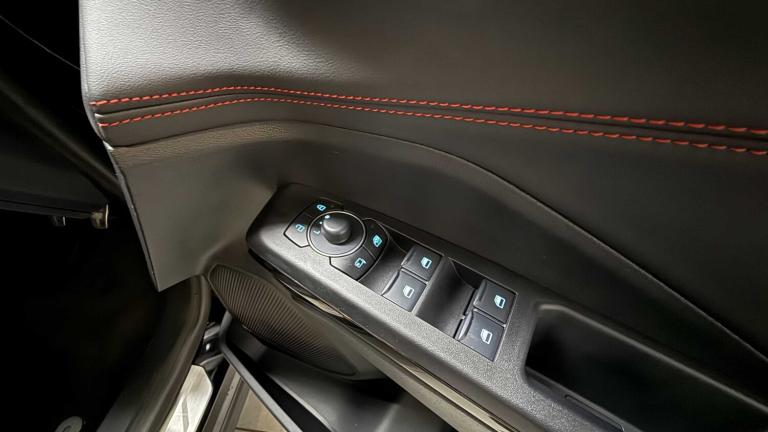 2025 Ford Puma 1.0 EcoBoost Hybrid mHEV ST-Line X 5dr HATCHBACK PETROL Manual