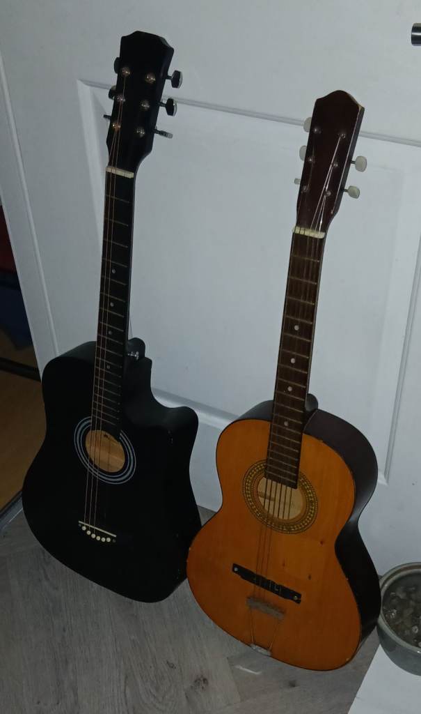 2x Guitars. Project/Spares.