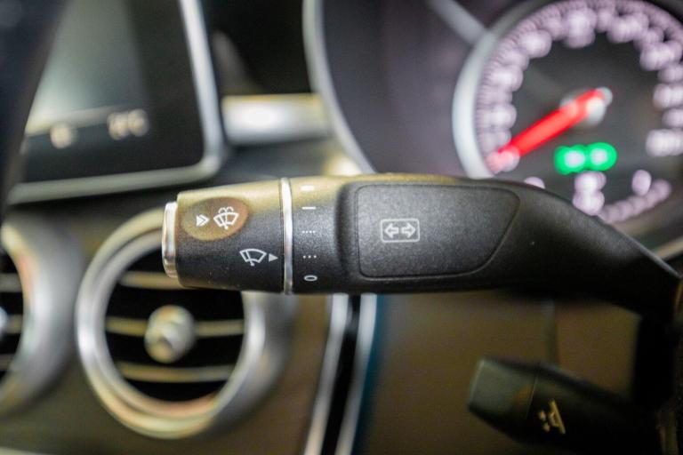 2017 Mercedes-Benz C Class C220d 4Matic AMG Line Premium Plus 4dr Auto SALOON DIESEL Automatic