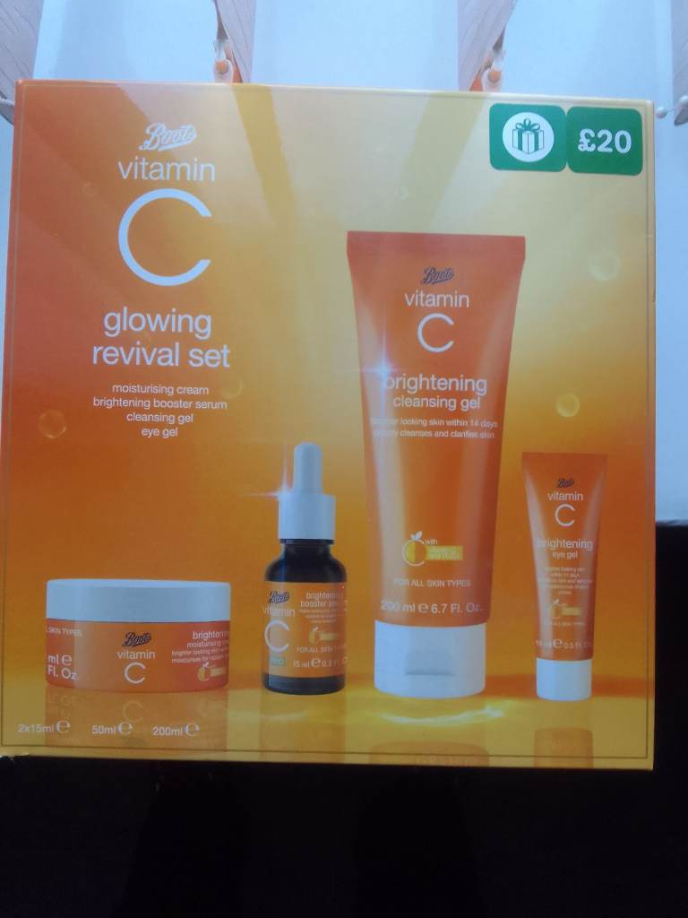 Women's (Boots) facial creams (4) items new boxed