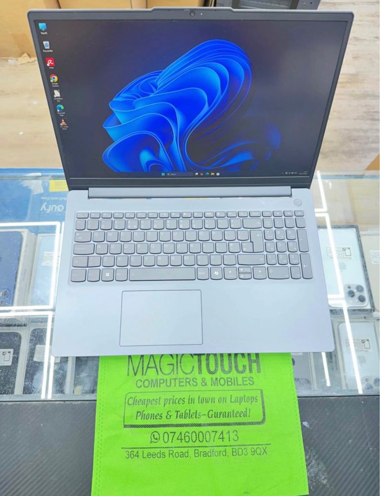 Lenovo LOQ Gaming 15 inch laptop intel i7 12th gen Nvidia RTX 4050 16GB Ram 512GB SSD