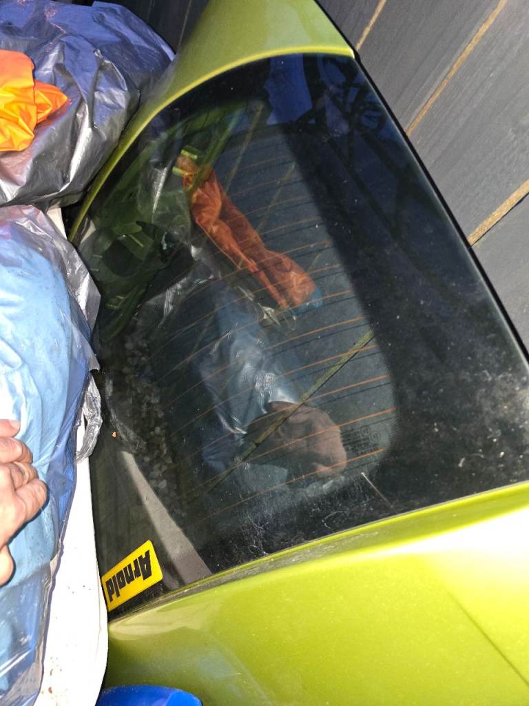 Seat Ibiza 2010 3 door rear windscreen 