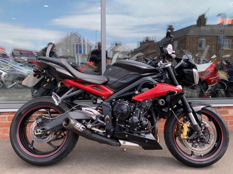 Triumph Street Triple R 675 - 12 MONTH WARRANTY ON THIS BIKE 