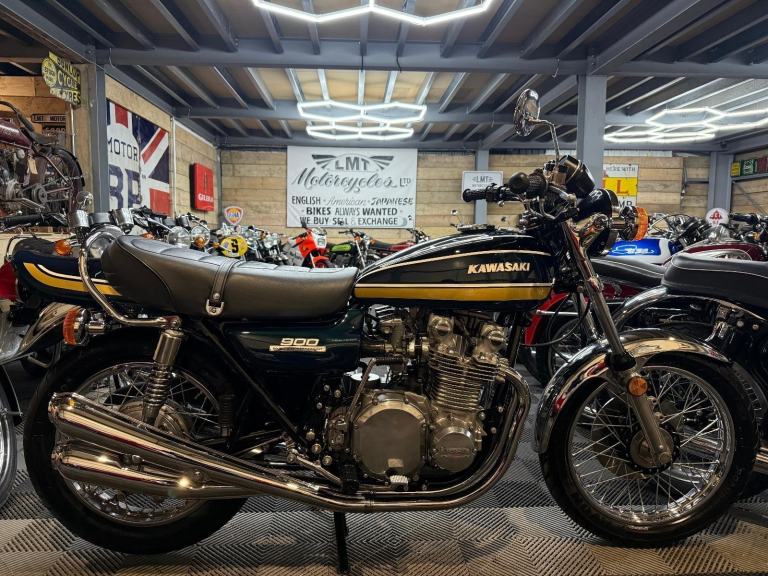 1974 Kawasaki Z1 B 900, restored and owned by Allan Millyard, outstanding, px 