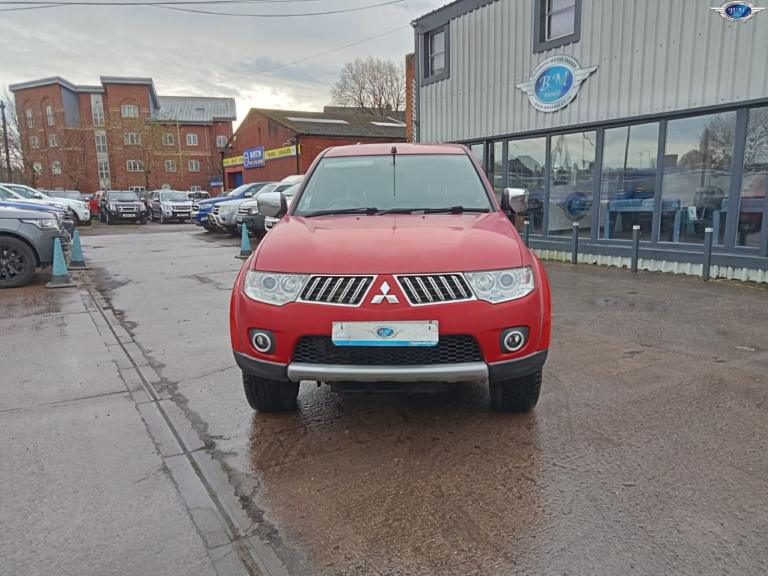 MITSUBISHI L200 2.5 DI-D Trojan Red Manual Diesel 2011