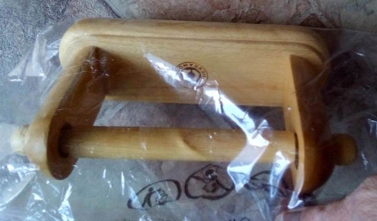 FINAL PRICES – BATHROOM AND BEDDING, DUVET SETS, TOWELS, LOO ROLL HOLDERS, SHOWER CURTAINS etc