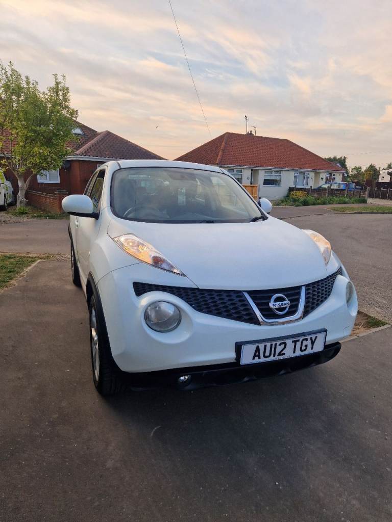 Nissan, JUKE, Hatchback, 2012, Manual, 1598 (cc), 5 doors