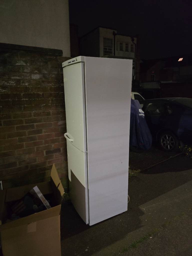 FREE SCRAP FRIDGE FREEZER