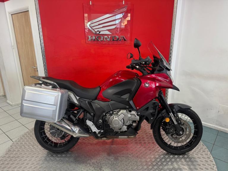 2019 '69' Honda VFR1200X Crosstourer DCT