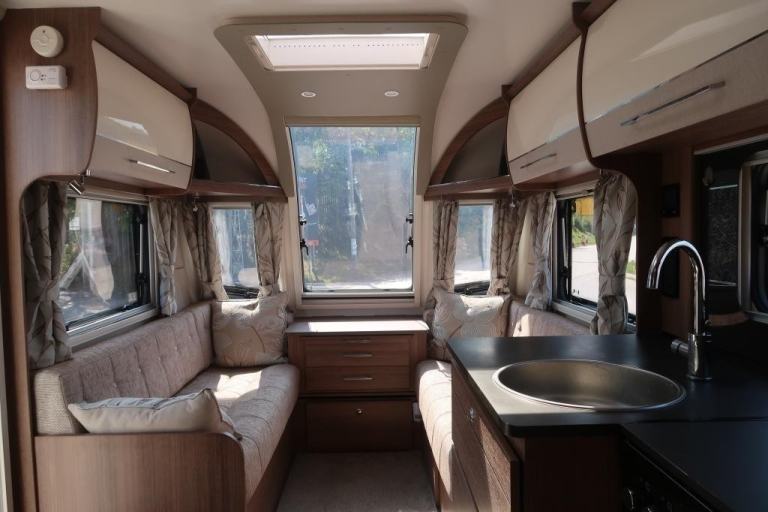 2020 BAILEY Unicorn Black Edition Cabrera 