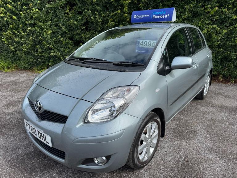 2011 Toyota Yaris 1.33 VVT-i T Spirit Nav 5dr [6] HATCHBACK Petrol Manual