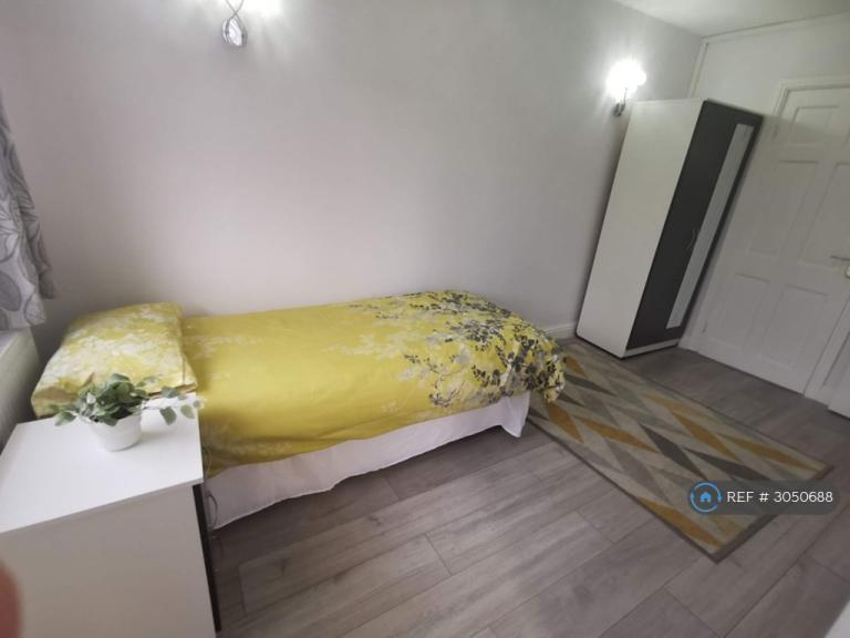 Studio flat in Westridge Road, Birmingham, B13 (#3050688)